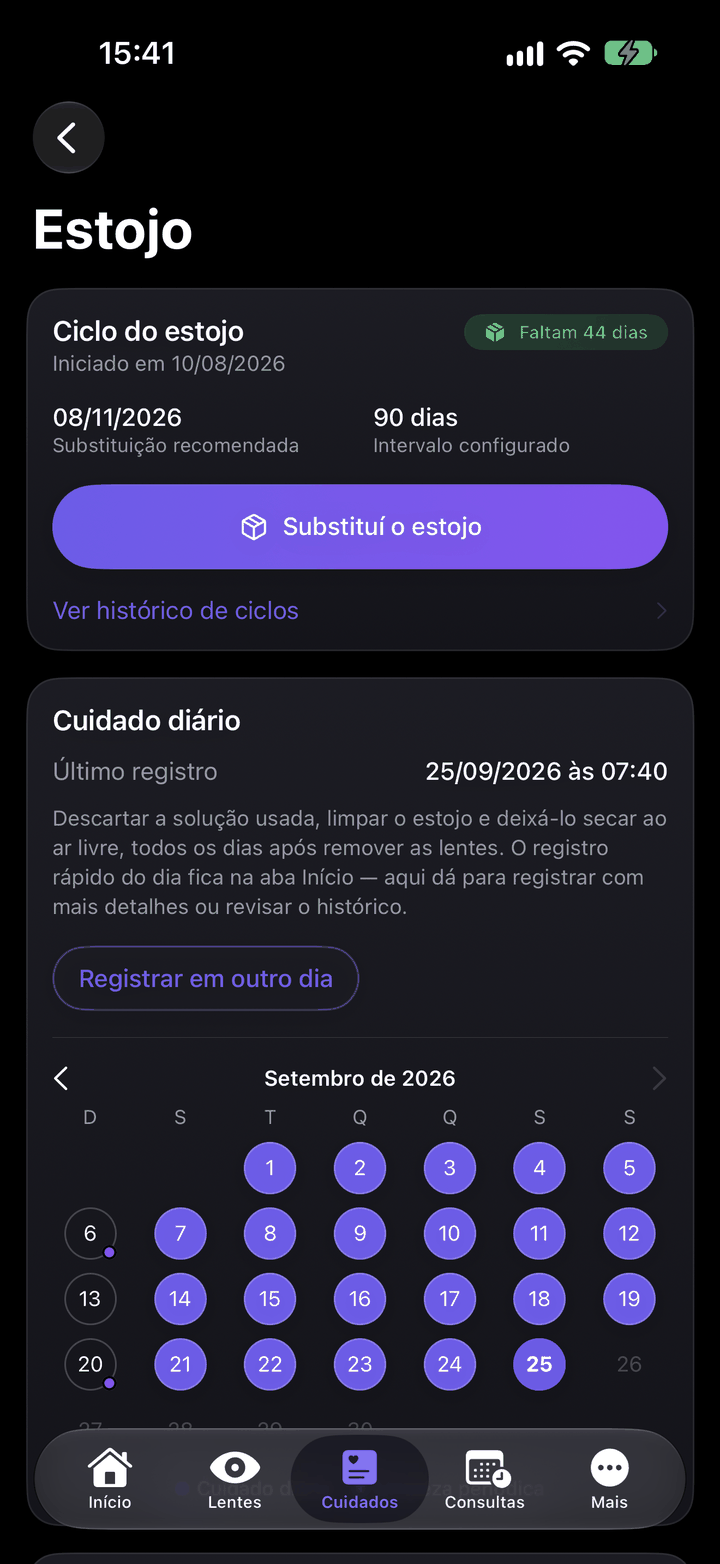 Tela do estojo no modo escuro: ciclo iniciado, intervalo configurado e data de substituição